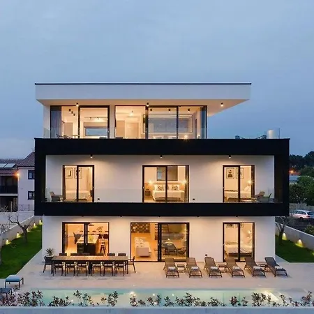 Apartamento Enni Lux *