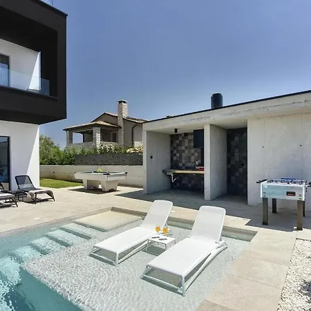 Apartamento Enni Lux