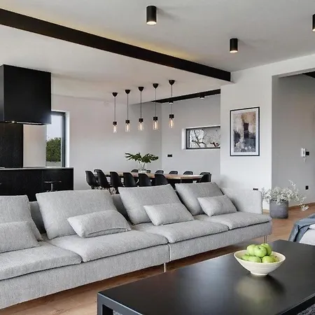 Enni Lux Apartamento Pula